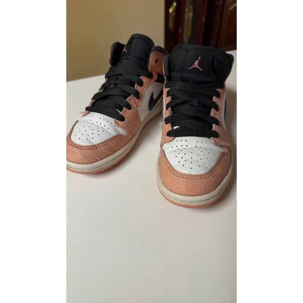 Nike Air‎ Jordan 1 Mid Pink Quartz kids athletic shoes sneakers size 13c
